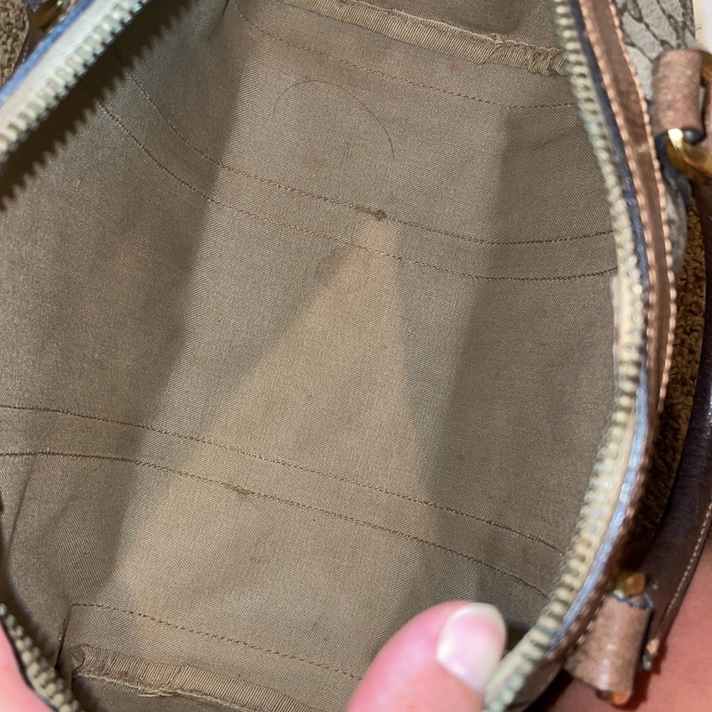Vintage authentic Gucci bag. - Picture 5 of 7